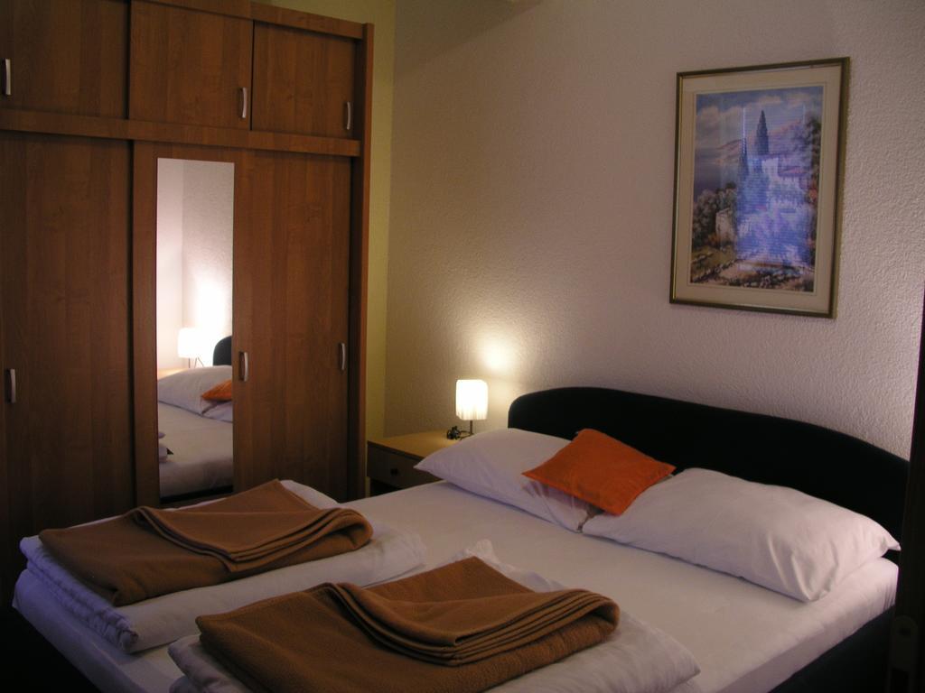 Aparthotel Pecic Gradac  Dış mekan fotoğraf