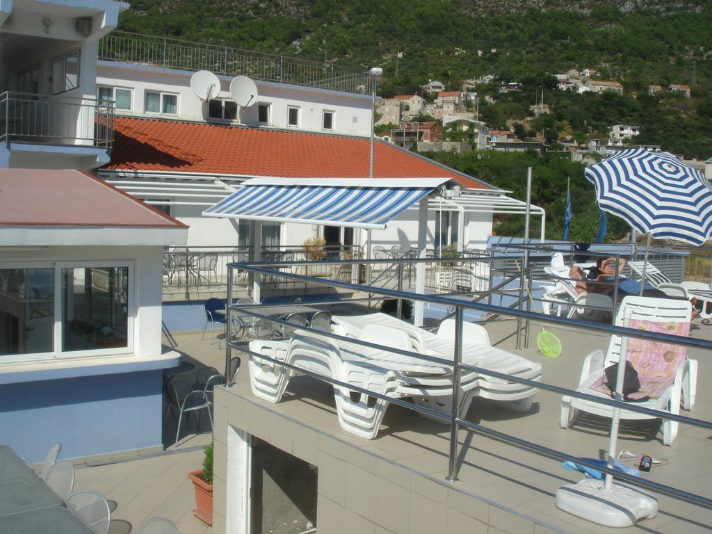 Aparthotel Pecic Gradac  Dış mekan fotoğraf