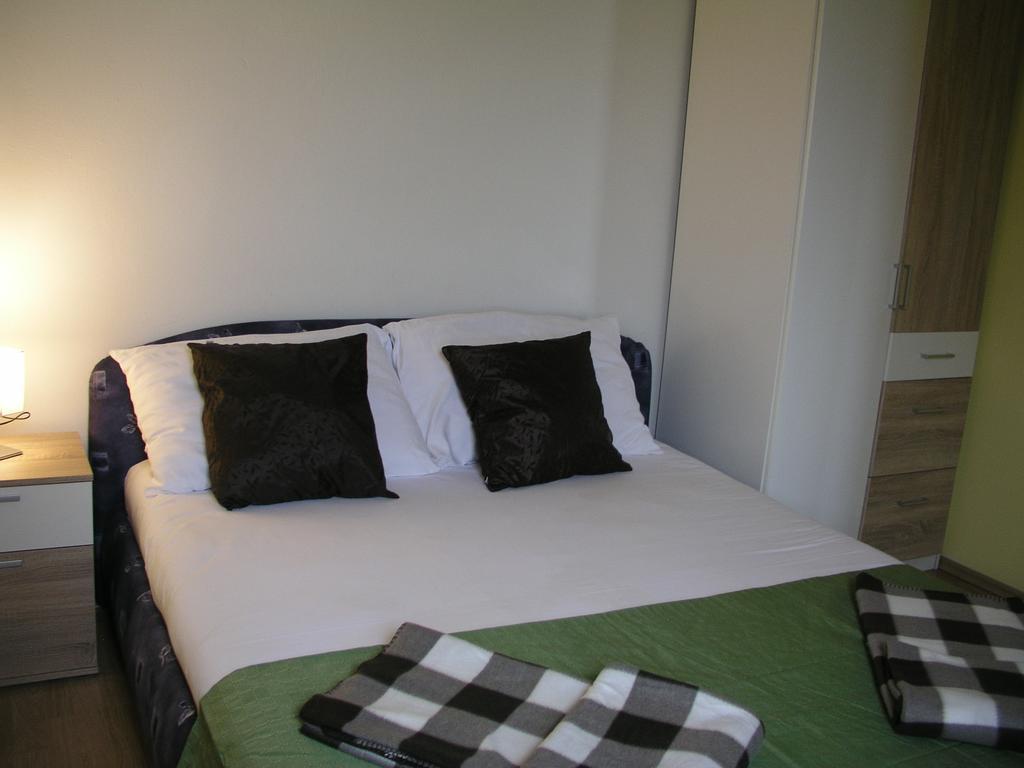 Aparthotel Pecic Gradac  Dış mekan fotoğraf