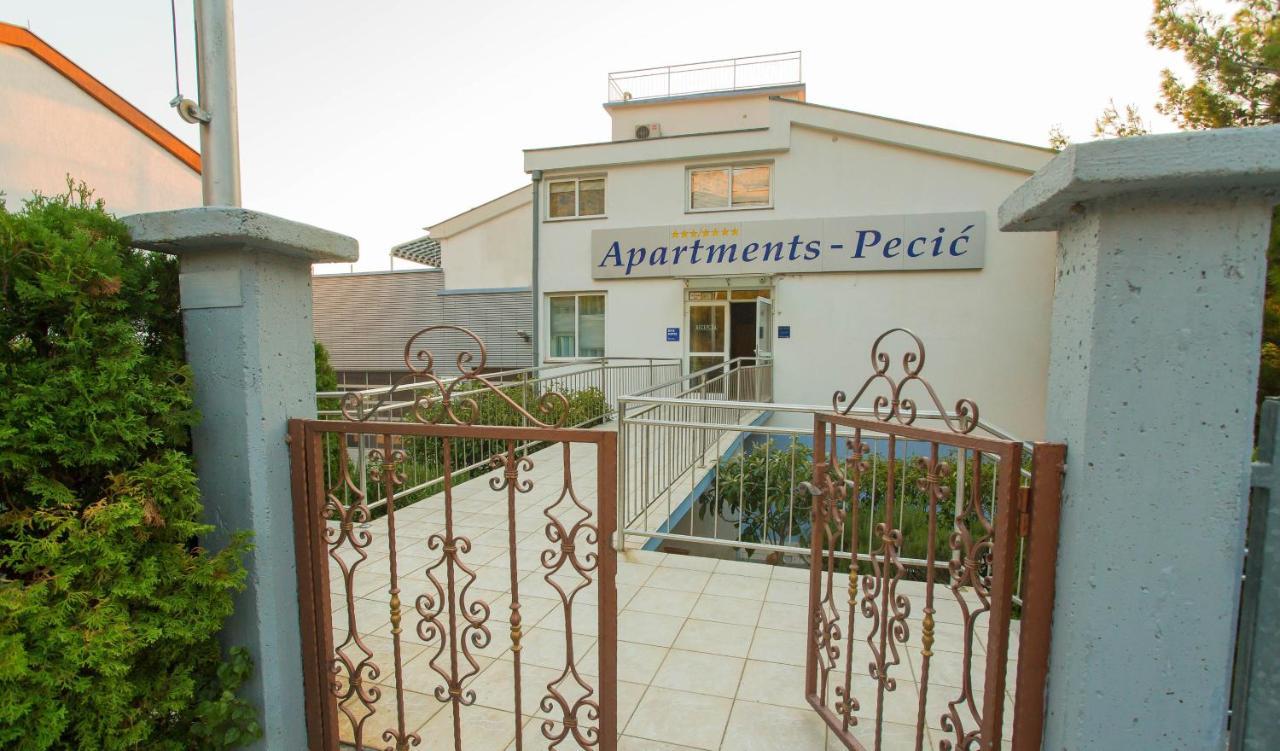 Aparthotel Pecic Gradac  Dış mekan fotoğraf