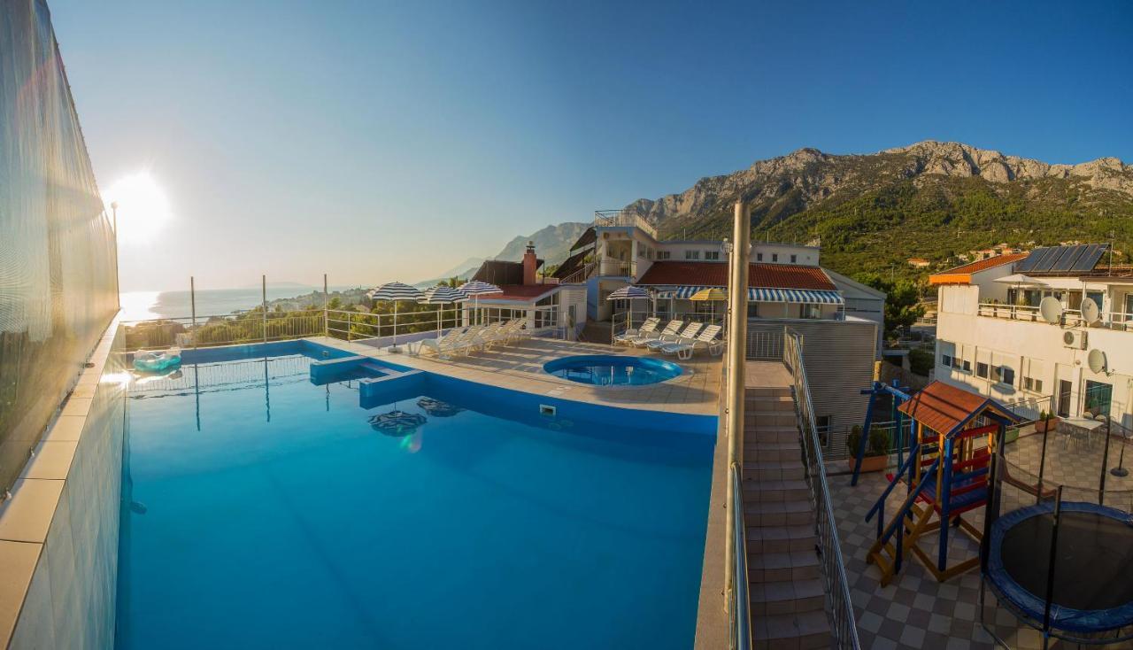 Aparthotel Pecic Gradac  Dış mekan fotoğraf