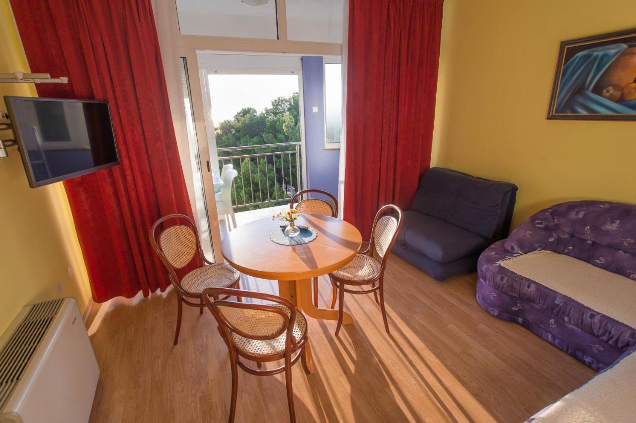 Aparthotel Pecic Gradac  Dış mekan fotoğraf